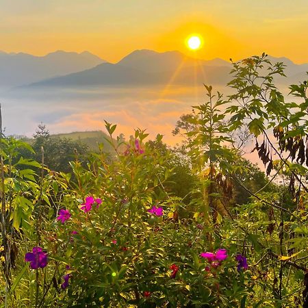 Hoang Su Phi - Mong Ngua Homestay Ha Giang Esterno foto