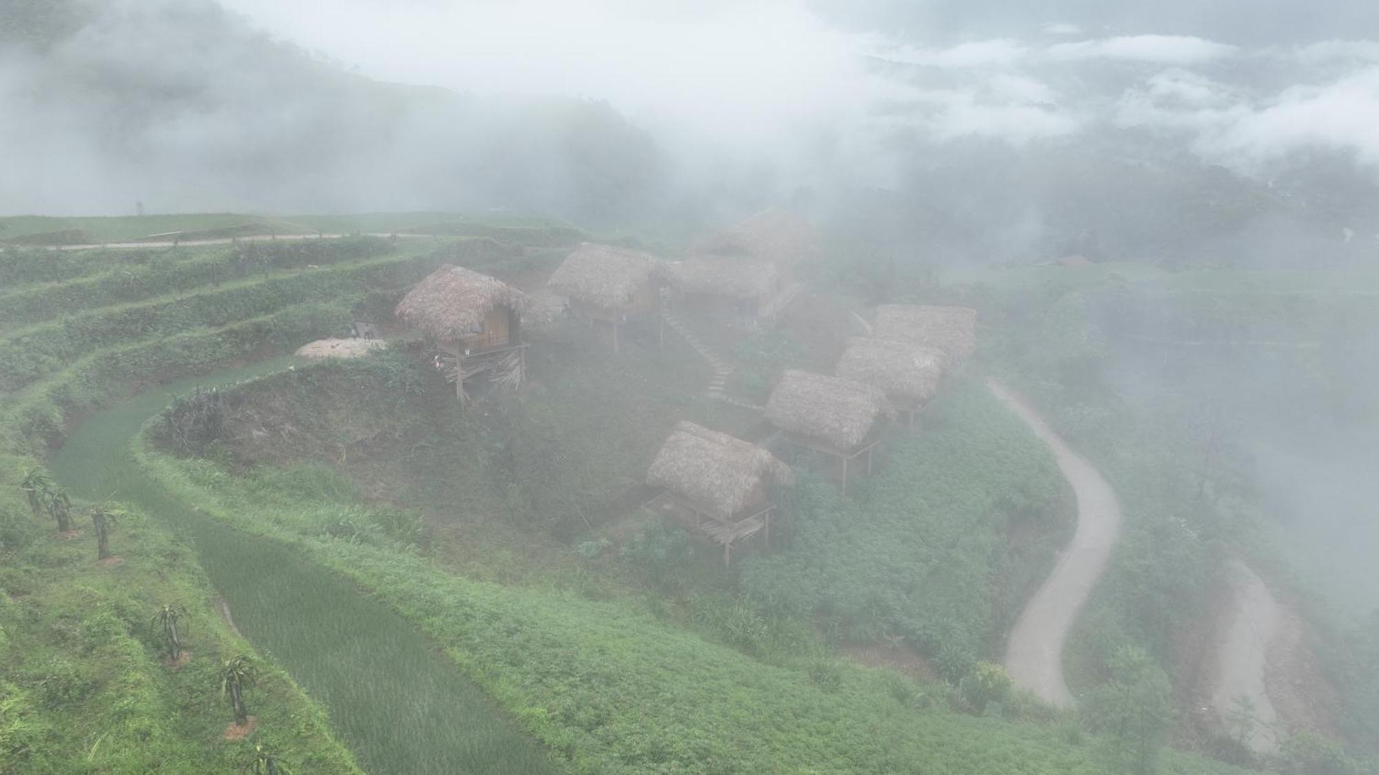 Hoang Su Phi - Mong Ngua Homestay Ha Giang Esterno foto