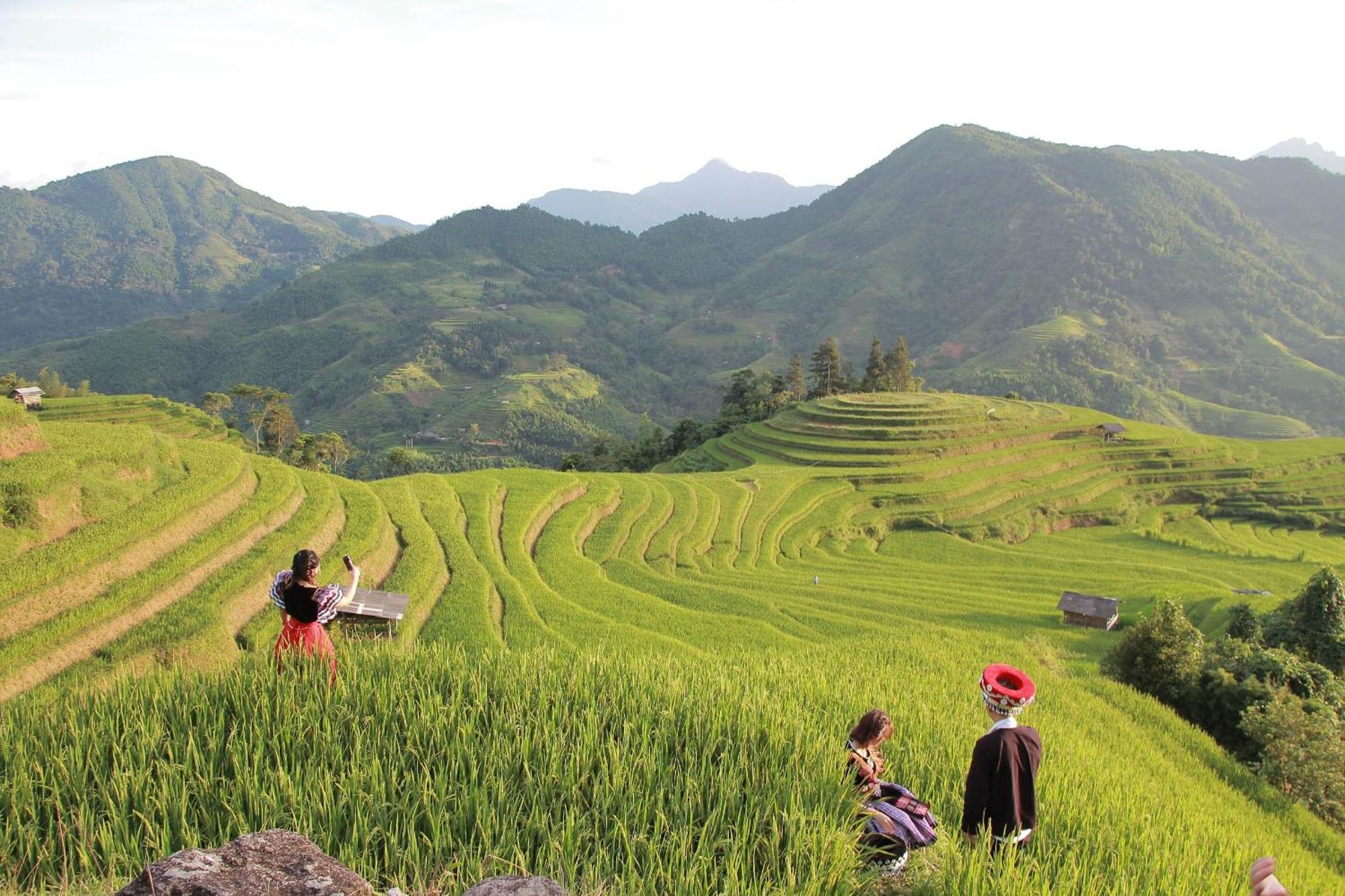 Hoang Su Phi - Mong Ngua Homestay Ha Giang Esterno foto