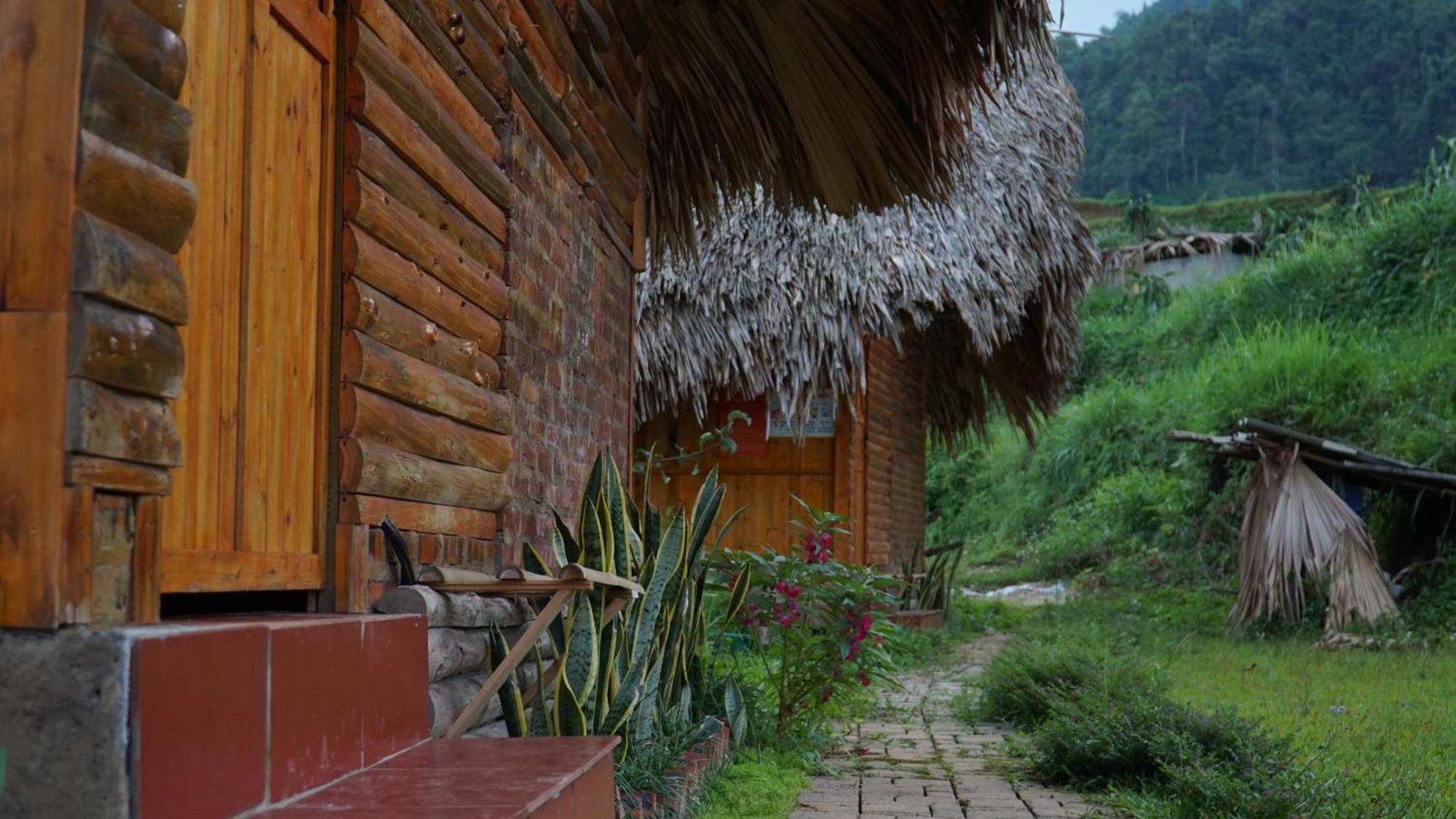 Hoang Su Phi - Mong Ngua Homestay Ha Giang Esterno foto