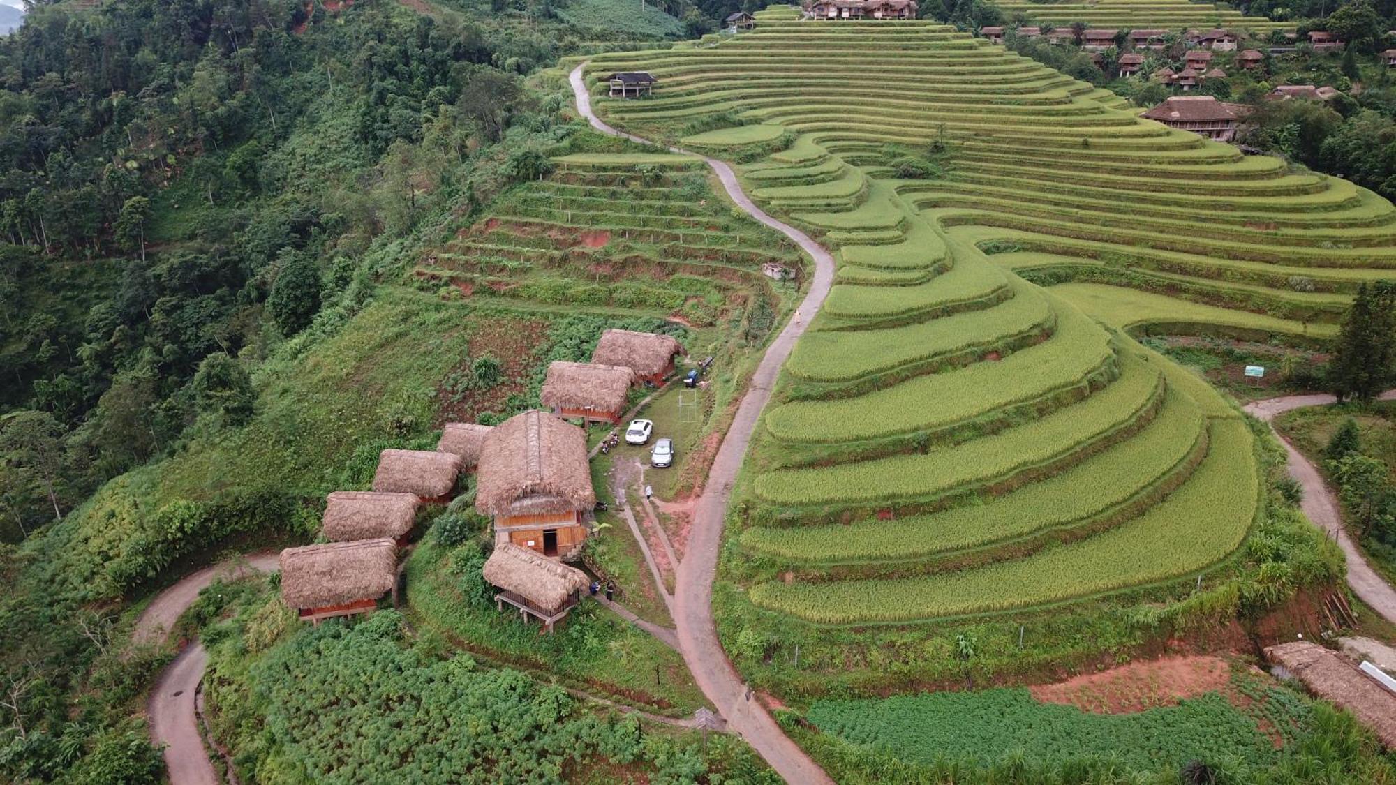 Hoang Su Phi - Mong Ngua Homestay Ha Giang Esterno foto