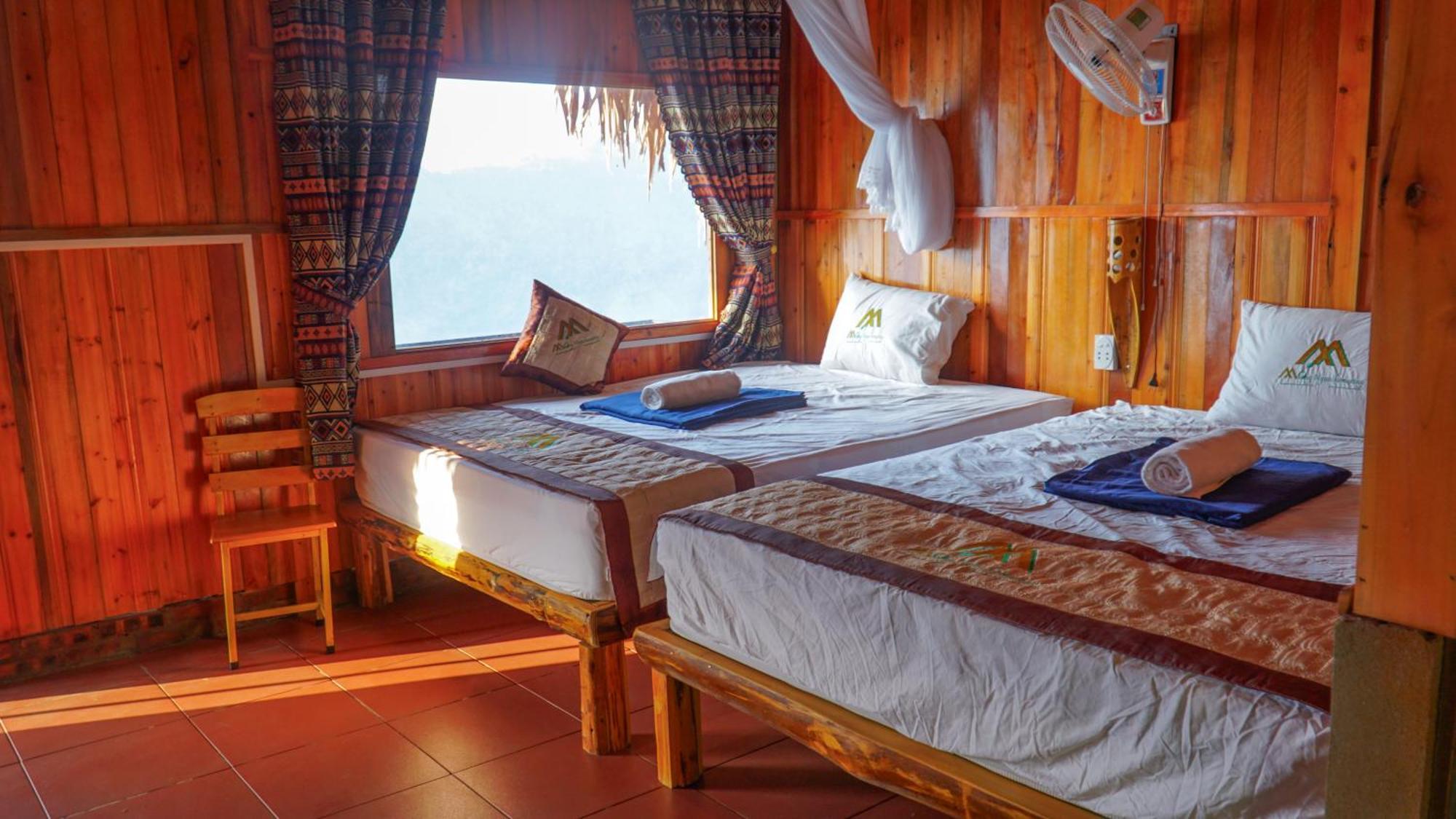 Hoang Su Phi - Mong Ngua Homestay Ha Giang Esterno foto